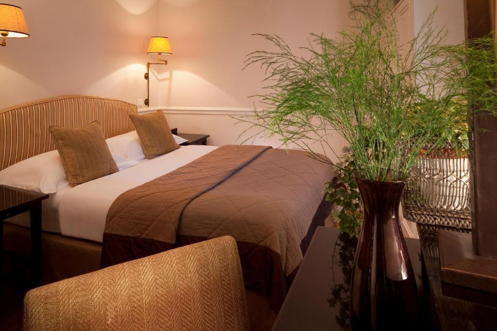 Pavillon Faubourg Saint-Germain & Spa Париж Стая снимка