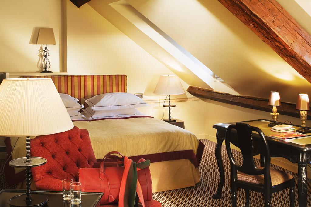 Pavillon Faubourg Saint-Germain & Spa Париж Стая снимка